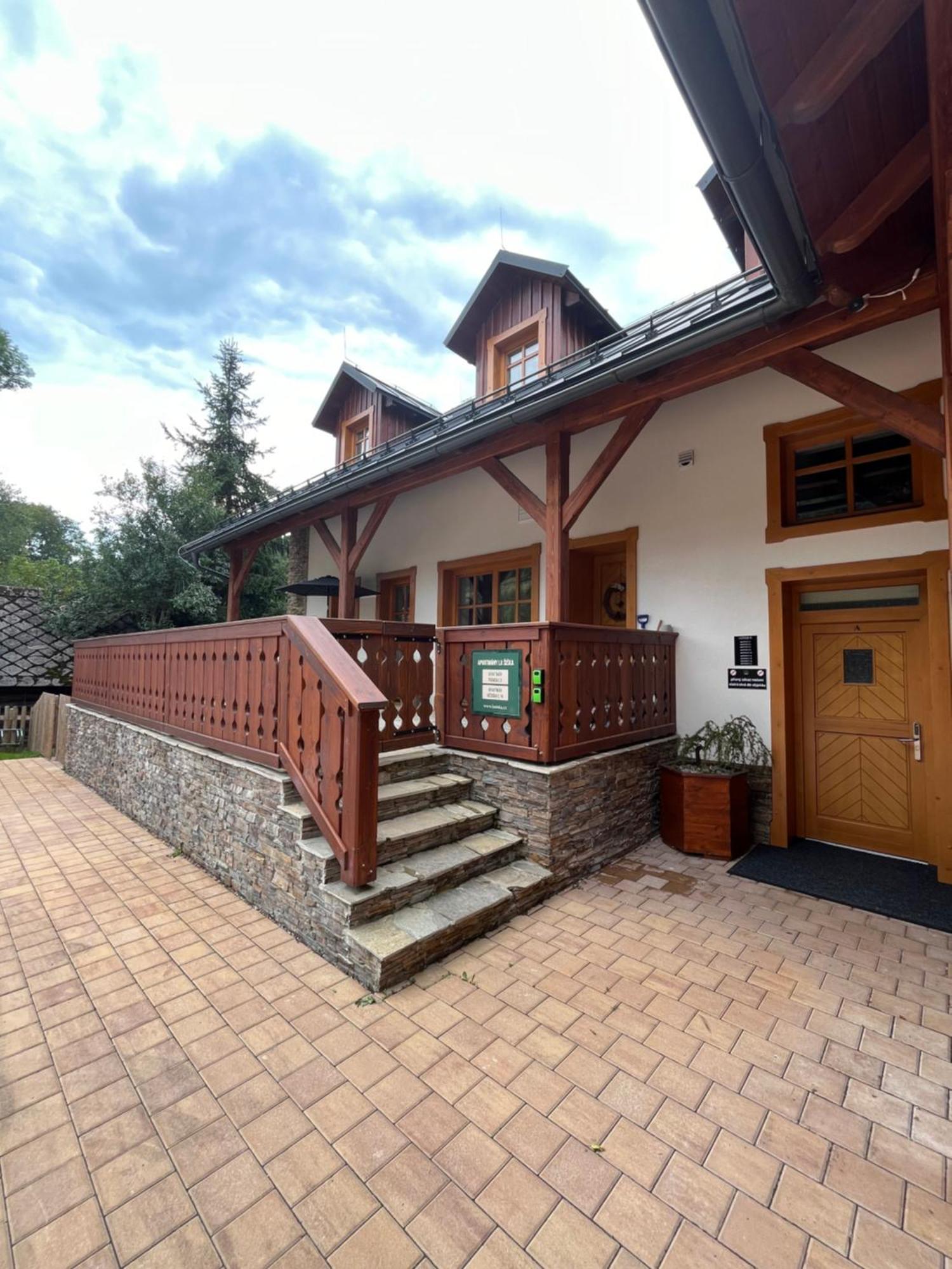 Apartmany La Siska Vsetin Luaran gambar